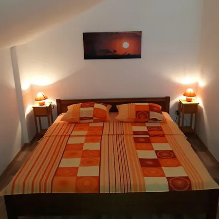 Rozalija Διαμέρισμα *