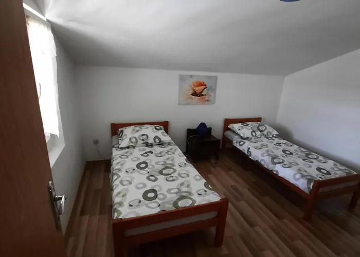 Rozalija Apartment *