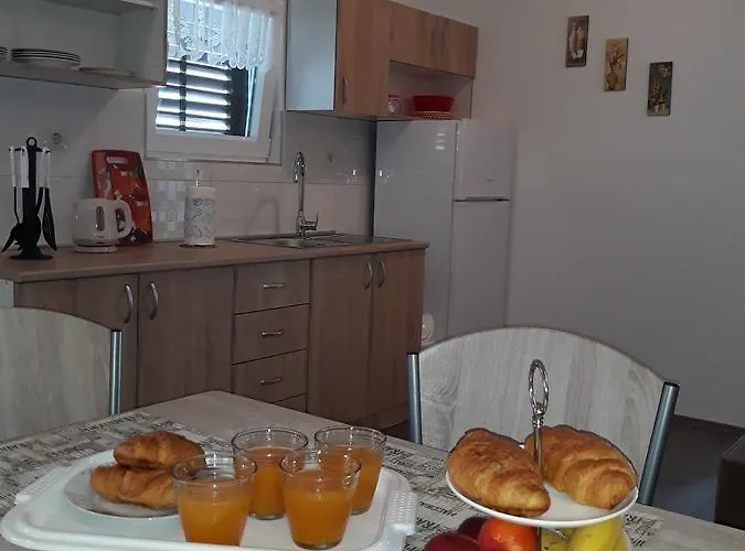 Rozalija 아파트 시베니크